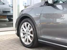 Volkswagen Golf (2018) thumbnail 11