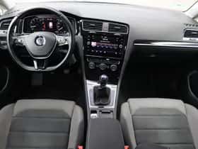 Volkswagen Golf (2018) thumbnail 14