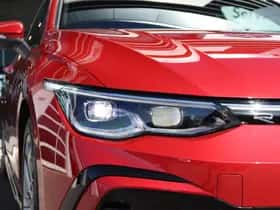 Volkswagen Golf (2023) thumbnail 5