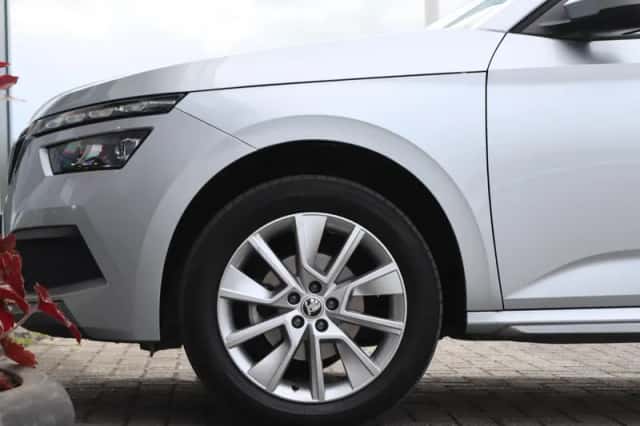 Škoda Kamiq (2022) thumbnail 2