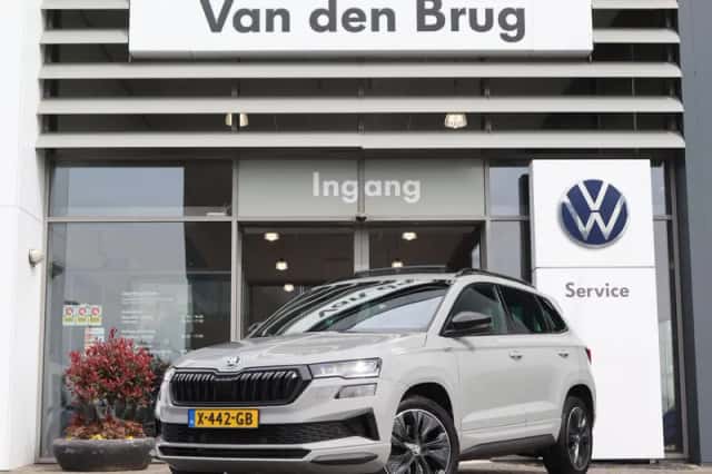 Škoda Karoq (2023) thumbnail 3