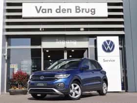 Volkswagen T-Cross (2023) thumbnail 3