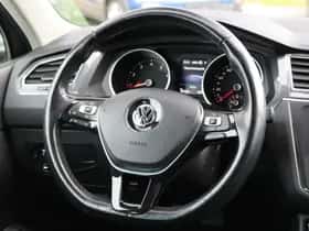 Volkswagen Tiguan (2017) thumbnail 21