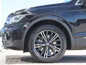 Volkswagen Tiguan (2022) thumbnail 2