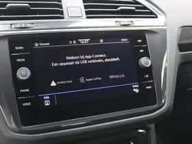 Volkswagen Tiguan (2021) thumbnail 29