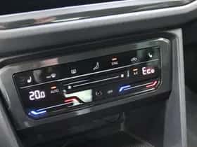 Volkswagen Tiguan (2021) thumbnail 32