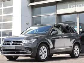 Volkswagen Tiguan (2021) thumbnail 6
