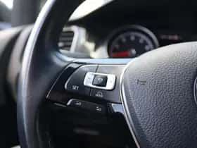 Volkswagen Golf (2018) thumbnail 21