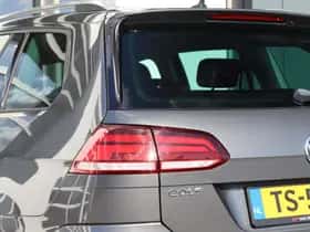Volkswagen Golf (2018) thumbnail 9