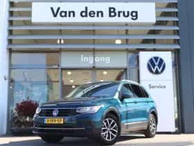 Volkswagen Tiguan (2022) thumbnail 3