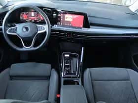 Volkswagen Golf (2022) thumbnail 16