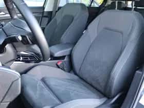 Volkswagen Golf (2022) thumbnail 17