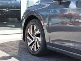 Volkswagen Golf (2022) thumbnail 7