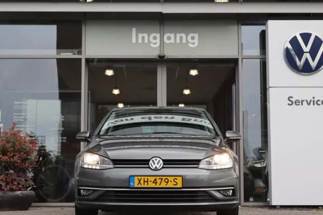 Volkswagen Golf (2019) thumbnail 4