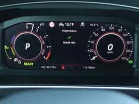 Volkswagen Tiguan (2022) thumbnail 24