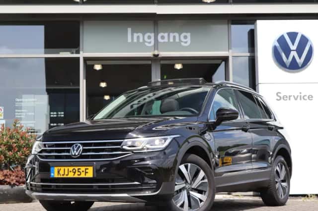 Volkswagen Tiguan (2022)