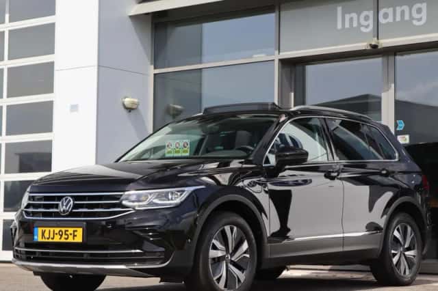 Volkswagen Tiguan (2022) thumbnail 6