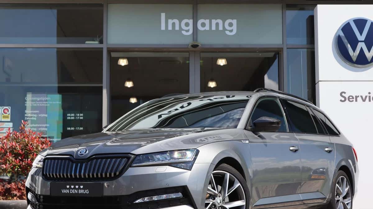 Škoda Superb (2023) — foto 1