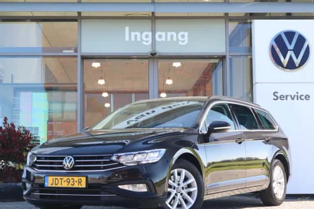 Volkswagen Passat (2023)