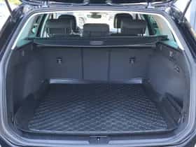 Volkswagen Passat (2023) thumbnail 11