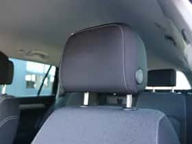 Volkswagen Passat (2023) thumbnail 17