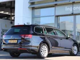 Volkswagen Passat (2023) thumbnail 9