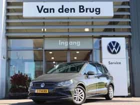 Volkswagen Golf (2019) thumbnail 3