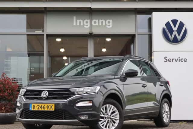 Volkswagen T-Roc (2021) thumbnail 1