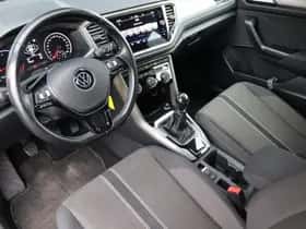 Volkswagen T-Roc (2021) thumbnail 14