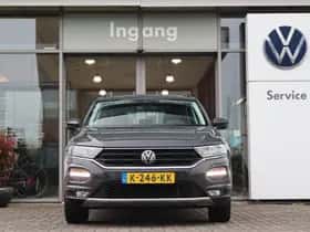 Volkswagen T-Roc (2021) thumbnail 4