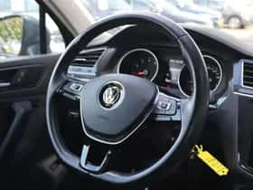 Volkswagen Tiguan (2017) thumbnail 19