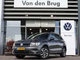 Volkswagen Tiguan (2017) thumbnail 3