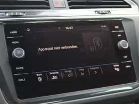 Volkswagen Tiguan (2017) thumbnail 28