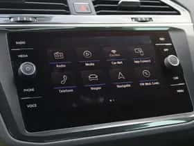 Volkswagen Tiguan (2017) thumbnail 33