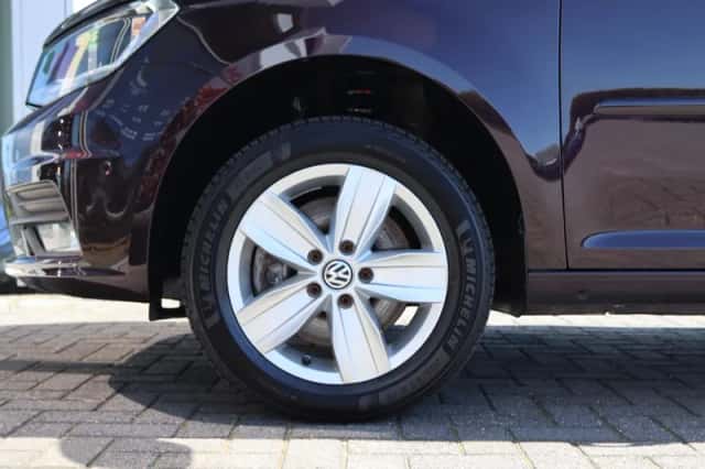 Volkswagen Caddy (2018) thumbnail 2