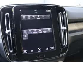 Volvo XC40 (2022) thumbnail 30
