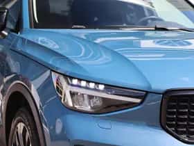 Volvo XC40 (2022) thumbnail 4
