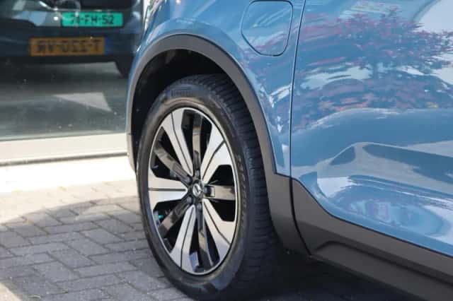 Volvo XC40 (2022) thumbnail 6