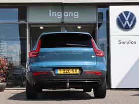Volvo XC40 (2022) thumbnail 8