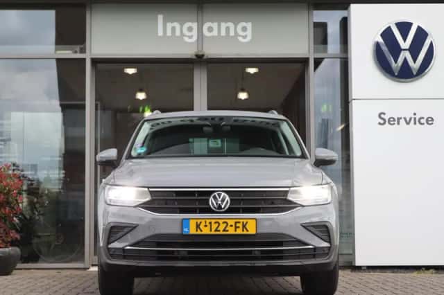 Volkswagen Tiguan (2020) thumbnail 4