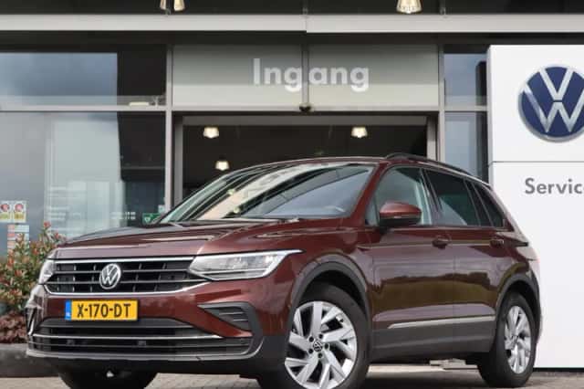 Volkswagen Tiguan (2022) thumbnail 1
