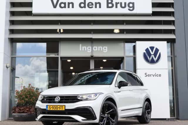 Volkswagen Tiguan (2023) thumbnail 3