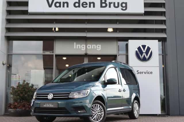 Volkswagen Caddy (2016) thumbnail 3