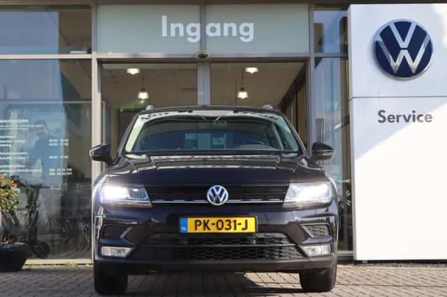 Volkswagen Tiguan (2017) thumbnail 4