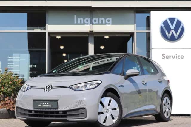 Volkswagen ID.3 (2023) thumbnail 1