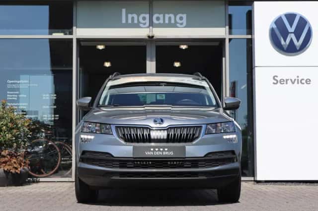Škoda Karoq (2022) thumbnail 4