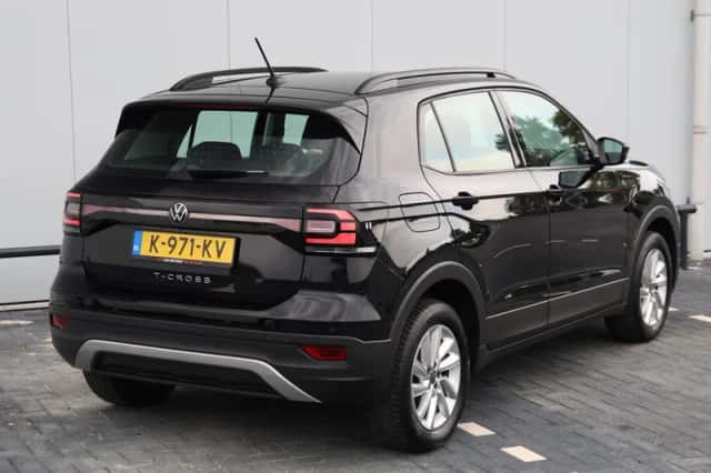 Volkswagen T-Cross (2021) thumbnail 5