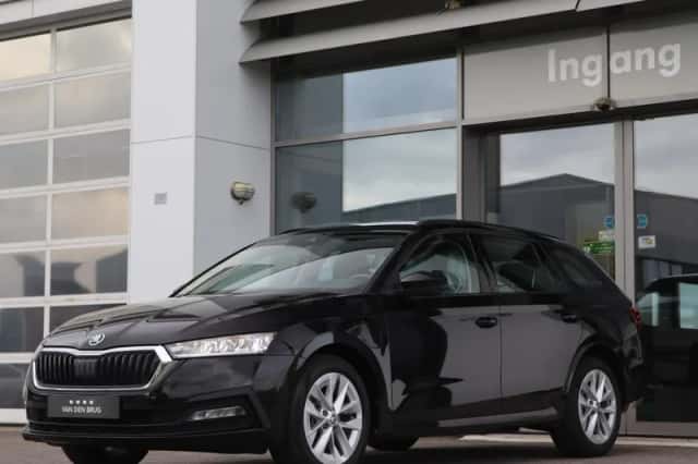 Škoda Octavia (2023) thumbnail 5