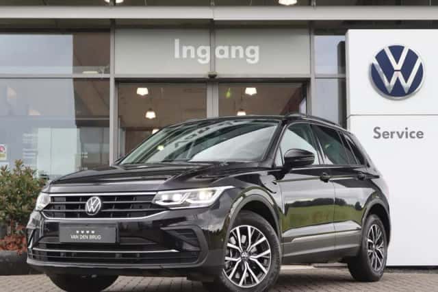 Volkswagen Tiguan (2022) thumbnail 1