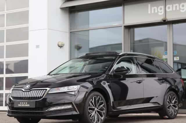 Škoda Superb (2023) thumbnail 6